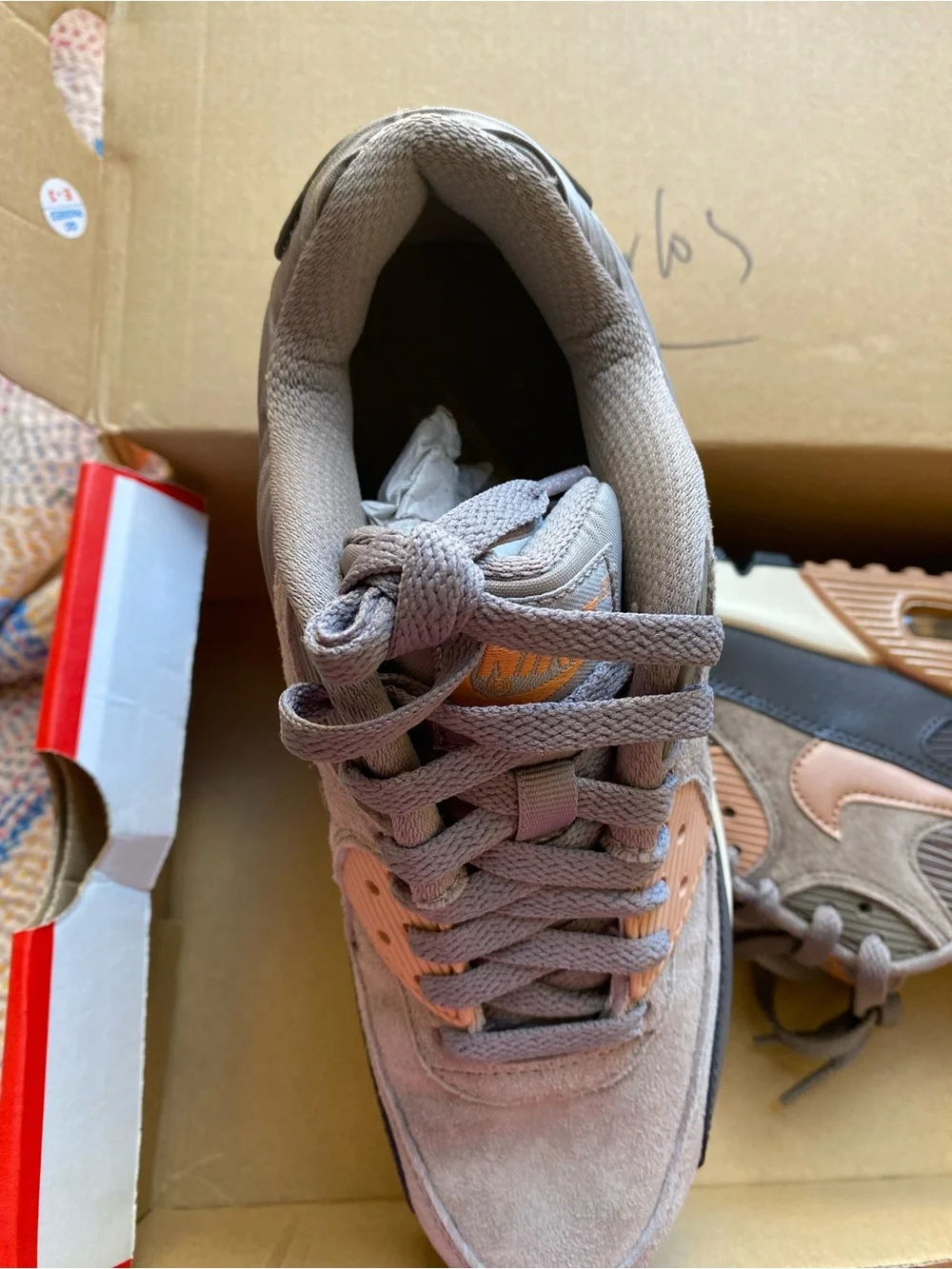 Nike Women’s Air Max 90 Bronze Size 7.5